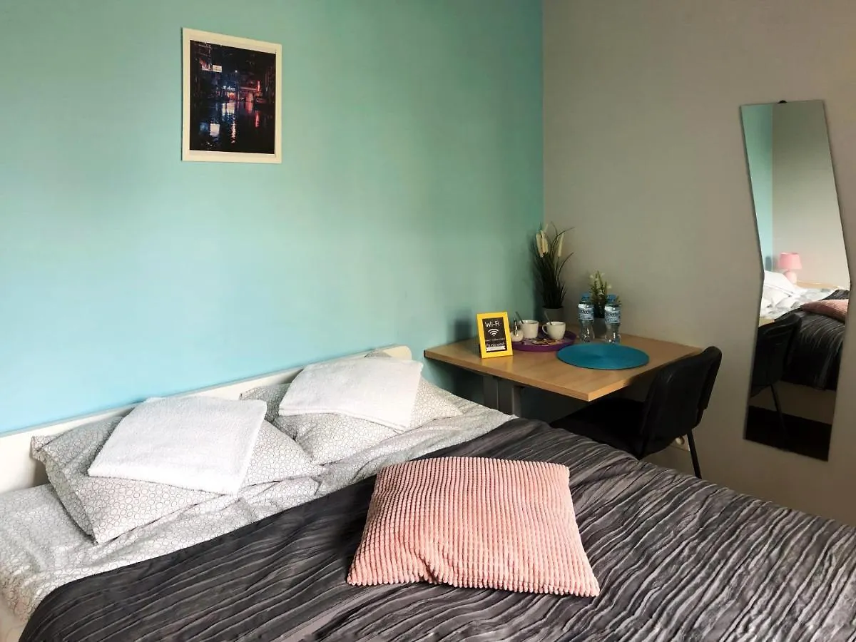 Bed & Breakfast Gallery Hotel Warsaw Poland