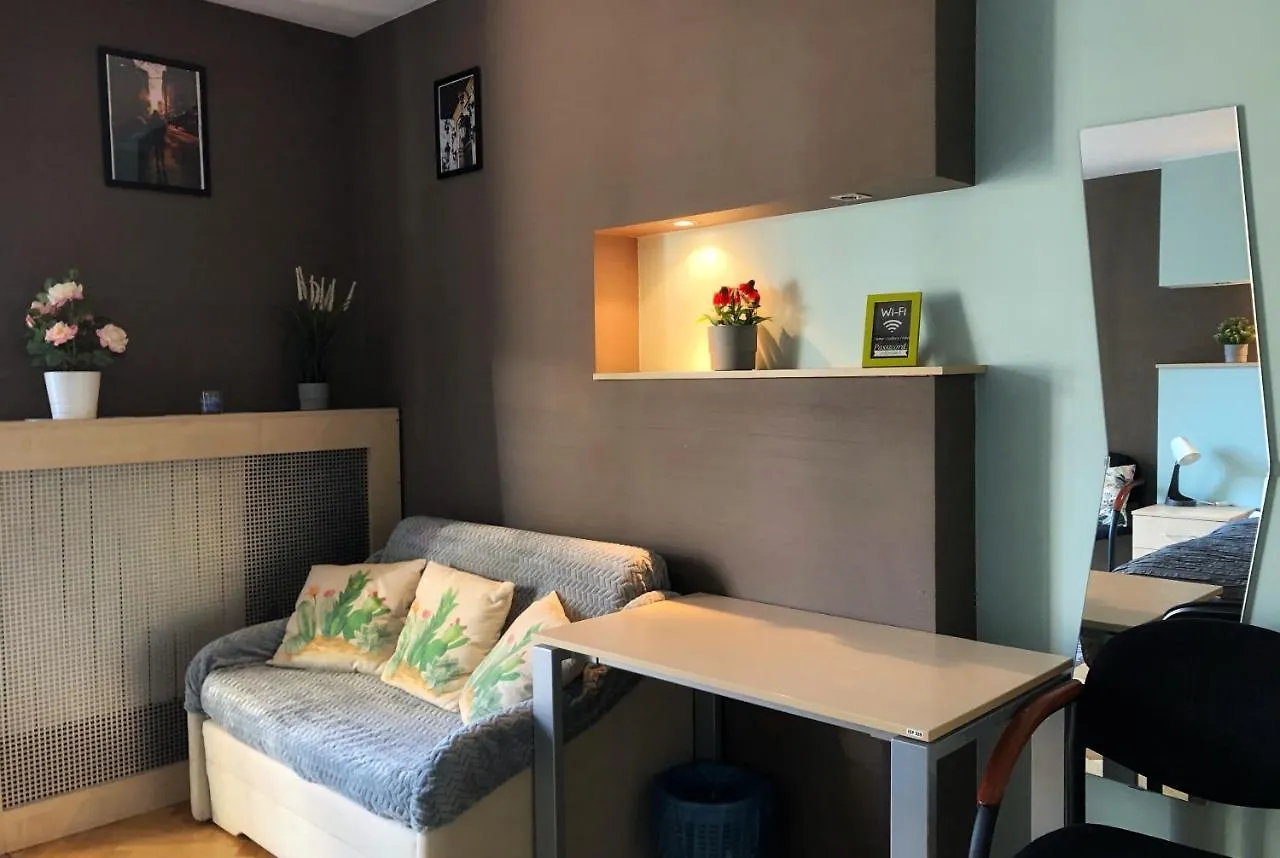 Bed & Breakfast Gallery Hotel Warsaw Poland